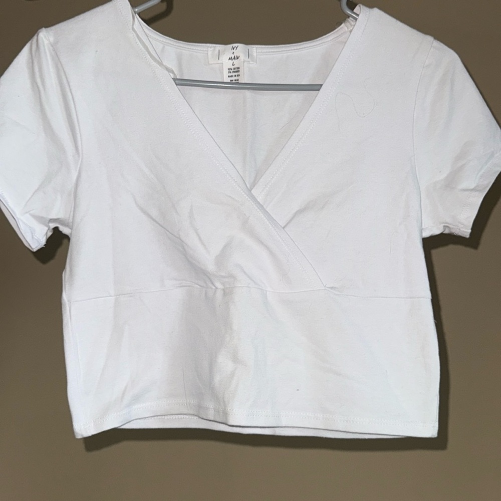 Tillys white cropped top
